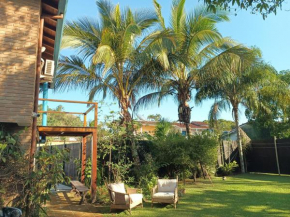 Casa com piscina a 150m da Praia do Lázaro